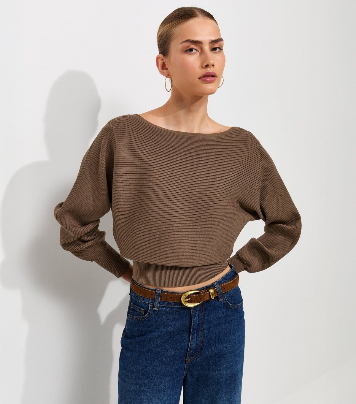New Look Women's Dark Mink Lightweight Ribbed Knit Slash Neck Batwing Jumper New Look - 1
