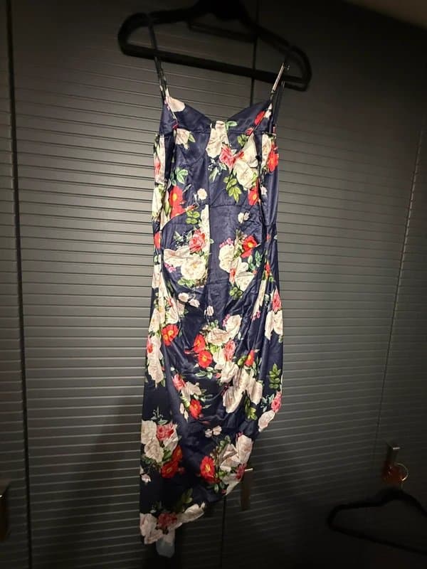 I Saw it First Ladies floral satin asymmetrical cami dress size 14