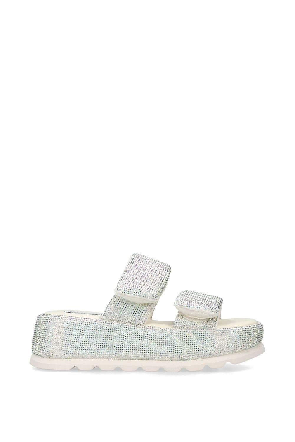 Steve Madden STEVE MADDEN Women's 'Tokiyo Metallic' Sandals in Silver