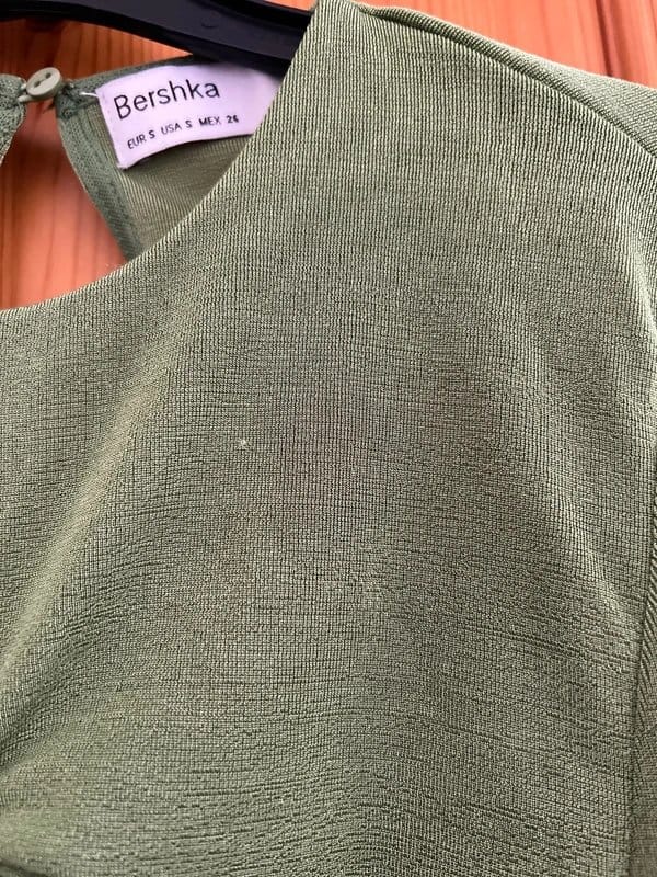 Bershka Green keyhole tie front crop top - 1