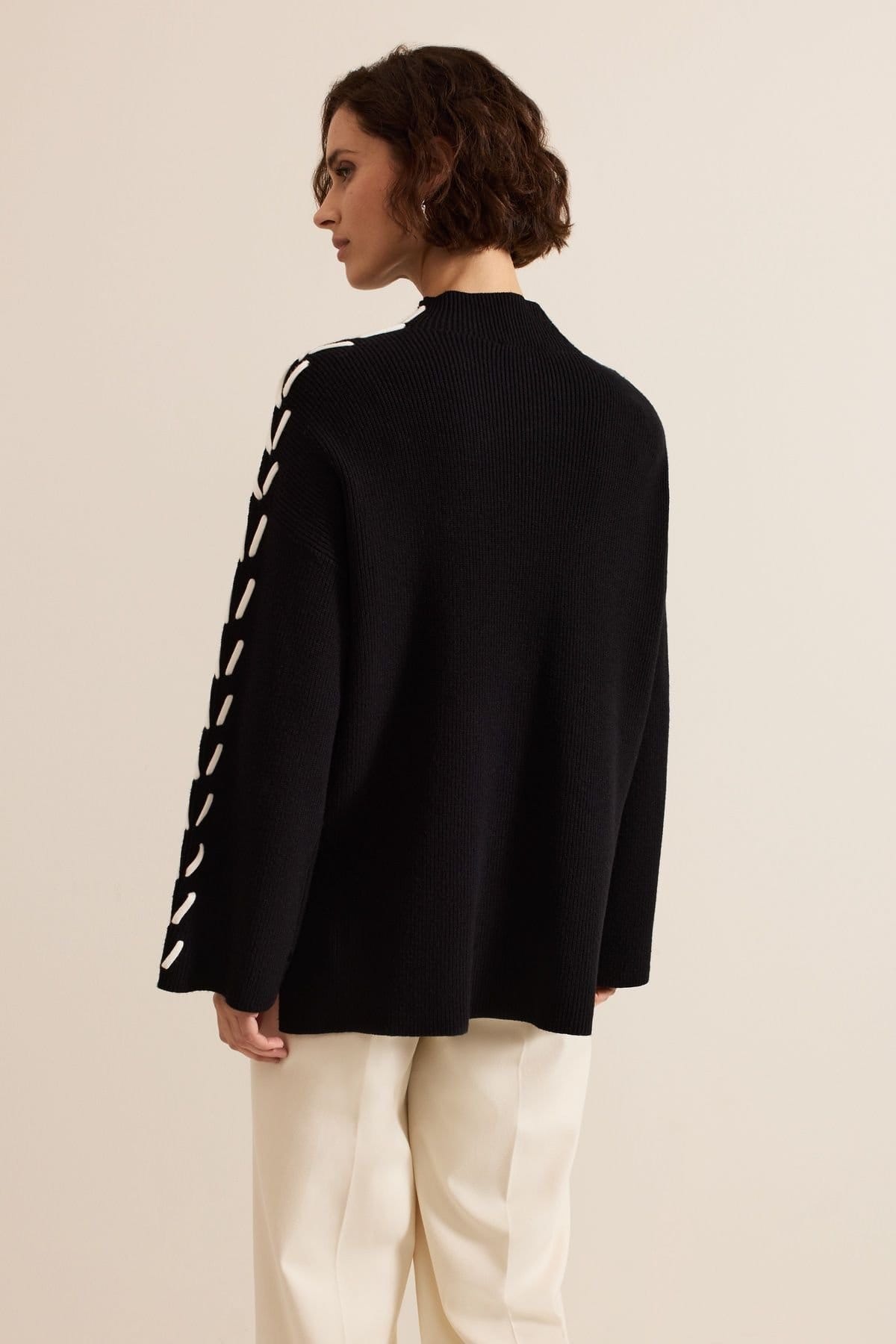 Phase Eight Phase Eight Women's Leia Stitch Sleeve Detail Jumper in Black - 4