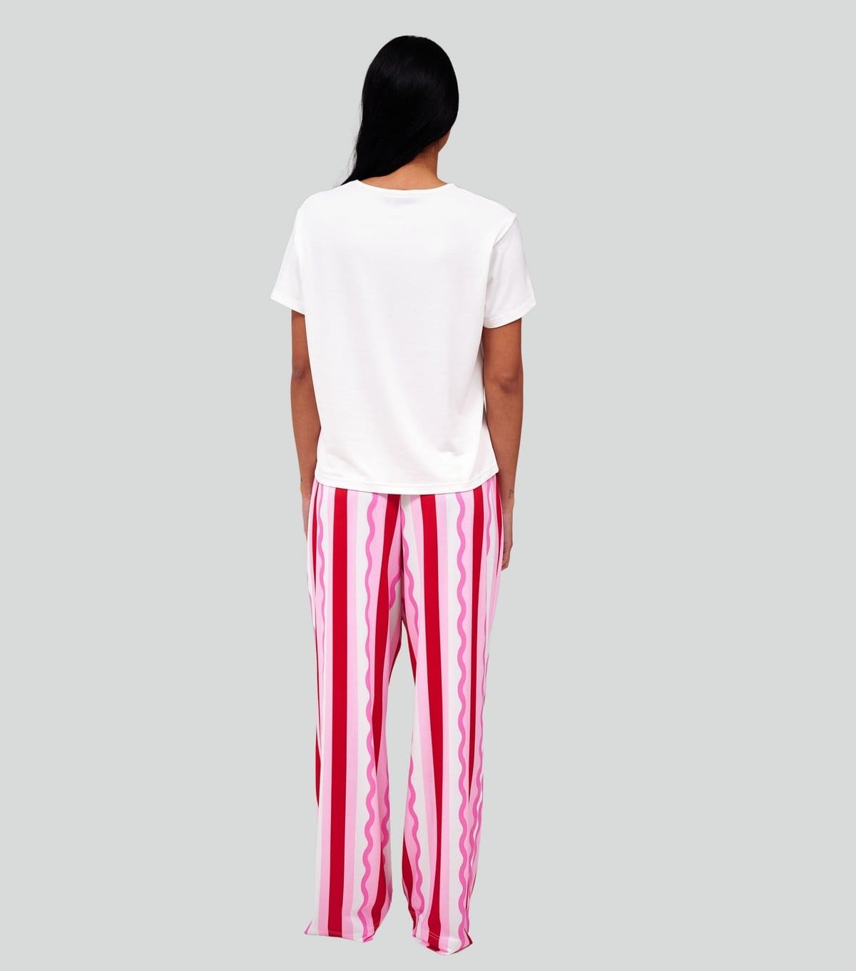 Loungeable Women's Pink Please Leave By 9PM Print T-Shirt Loungeable New Look - 4