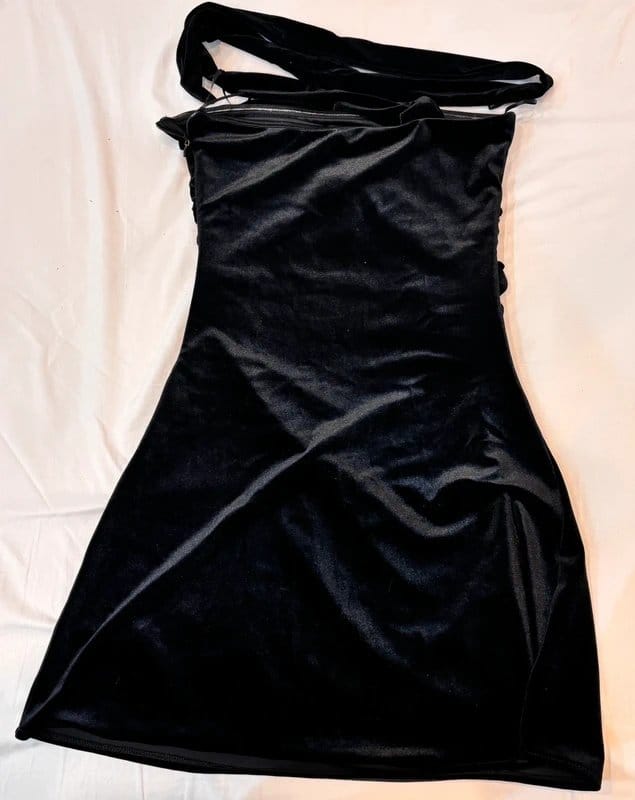 Bershka Velvet bandeau mini dress with a scarf *new with tags* never worn - 1