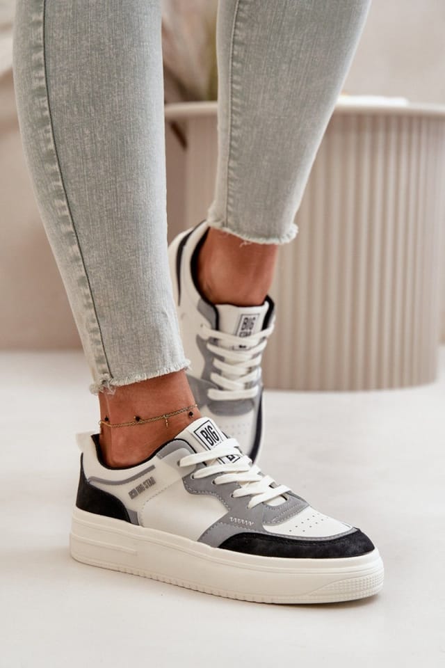 Love Lace Love Lace Women's Big Star Sport Sneakers in with Rubber Sole Grip in White - 3