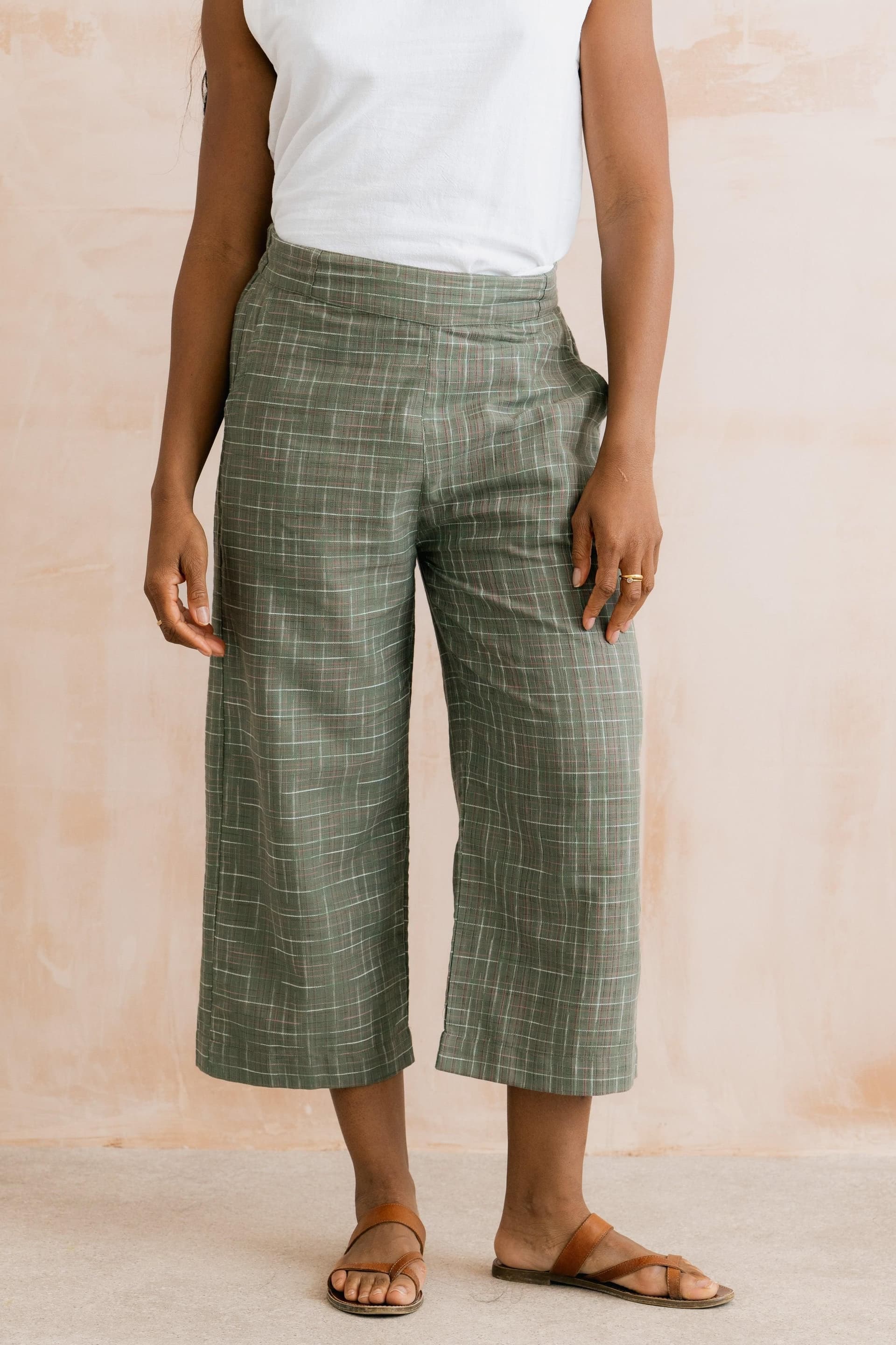 Lily & Me Lily & Me Multicolor Checked Cotton Cropped Trousers