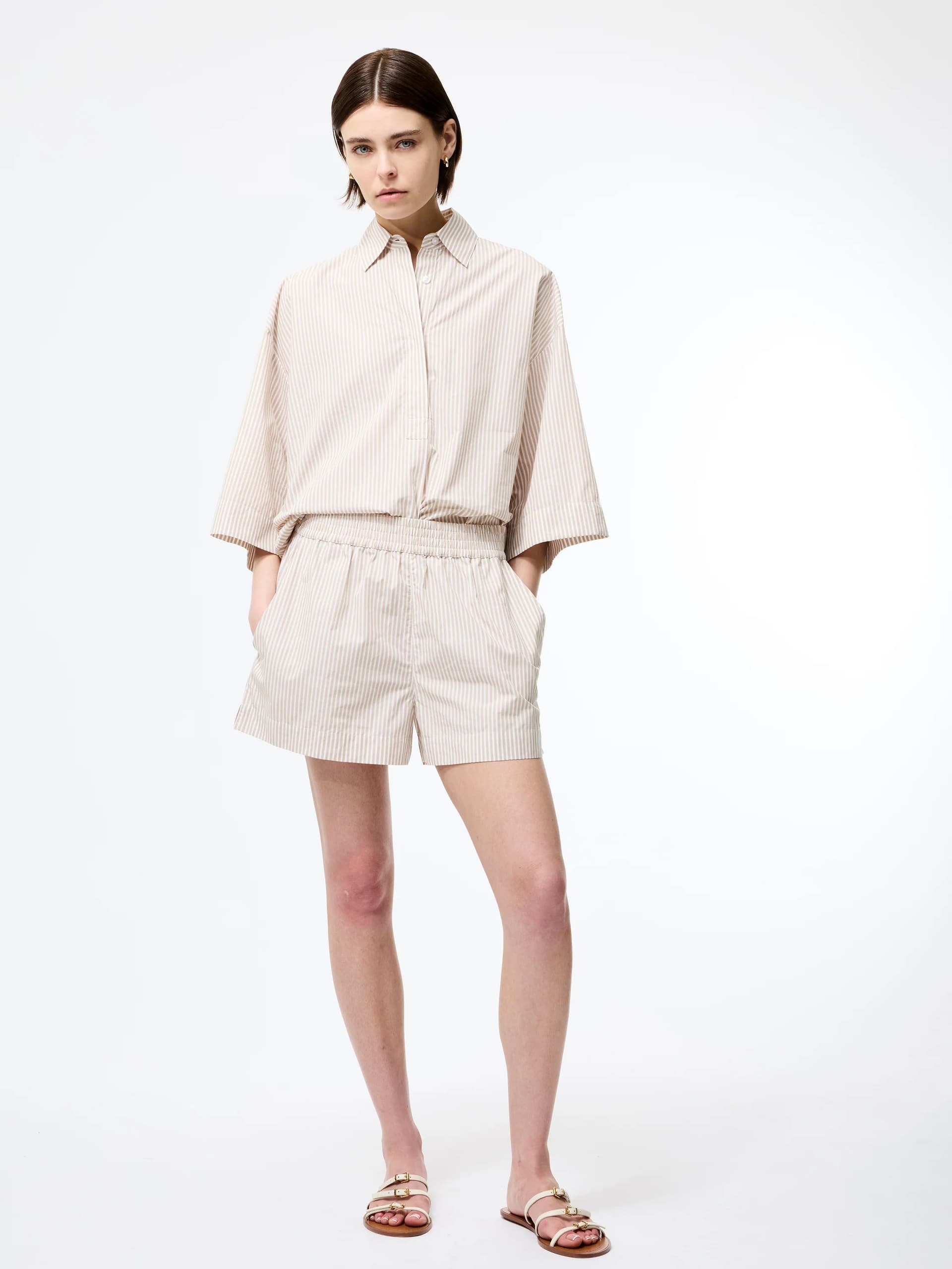 French Connection Rhodes Poplin Stripe Pull-On Shorts Incense/Porcelain Cream