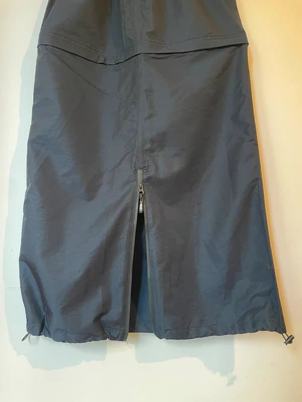 iets frans... Gorp core navy skirt