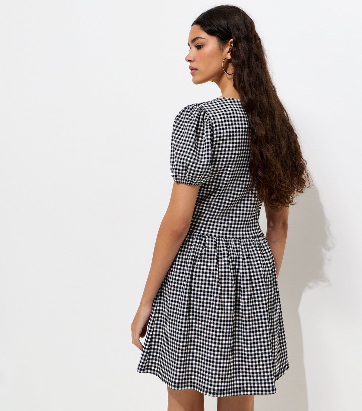 New Look Women's Black Crinkled Texture Gingham Button Front Mini Dress New Look - 4