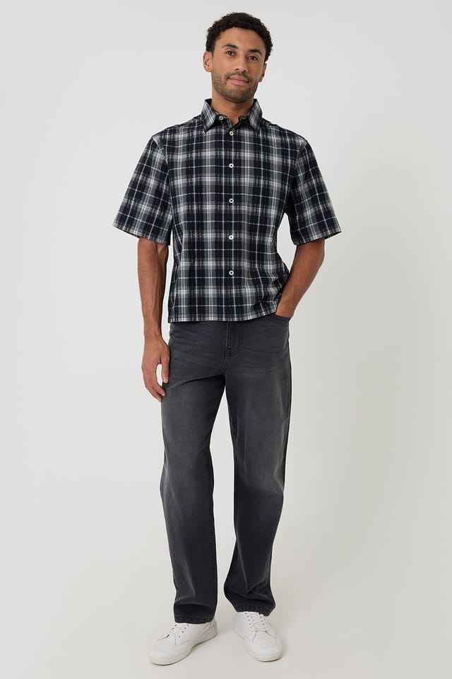 Threadbare Threadbare Men's Check Boxy Fit Short Sleeve Shirt in Black - 3