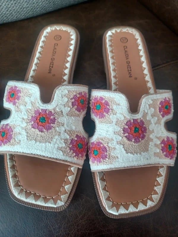 Claudia Ghizzani Claudia Ghizzani Slip on Sandals UK 4 New Without Tags