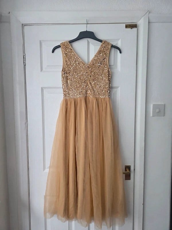 NOBRAND.PT Gold Sequin Prom Dress & Matching Cape Bolero Set Size S - 1