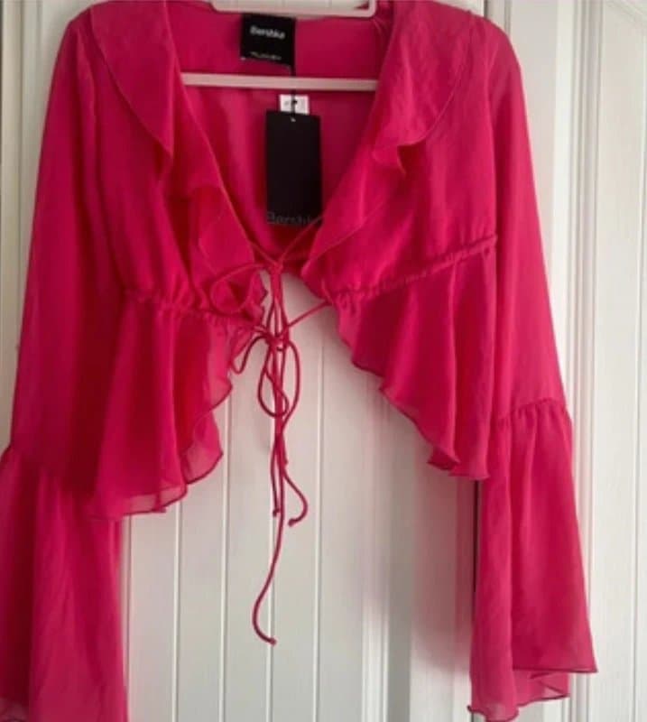 Bershka Blouse
