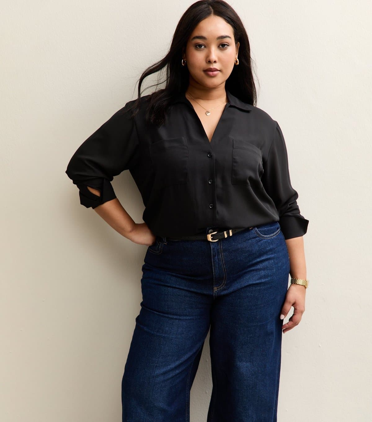 New Look Women's Plus Size Black Front Pocket V-Neck Shirt Curves New Look