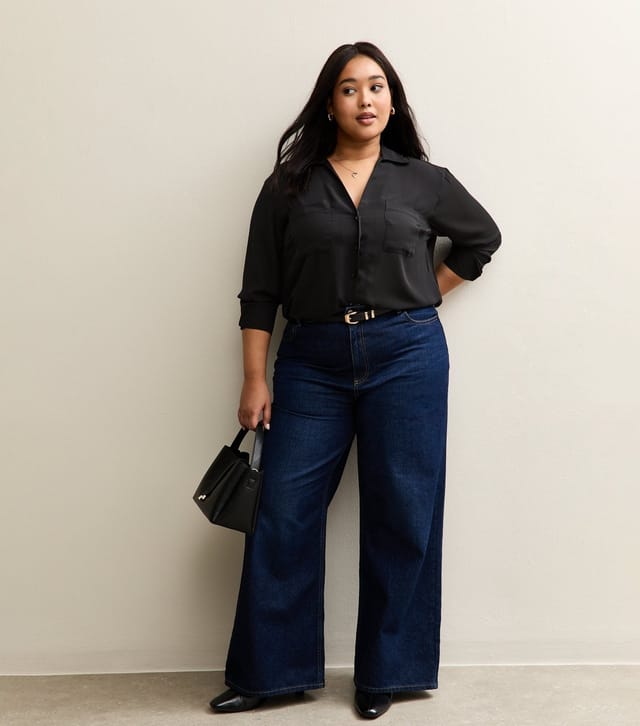 New Look Women's Plus Size Black Front Pocket V-Neck Shirt Curves New Look - 2