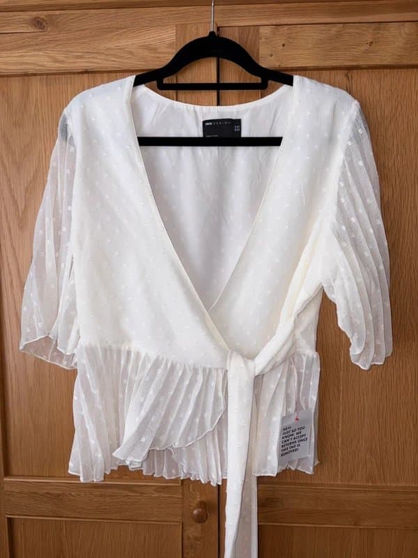 ASOS Design White chiffon blouse