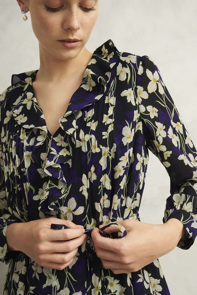 Hobbs London Hobbs London Women's Zoe Ruffle V-Neck Dress in Dark Navy - 3