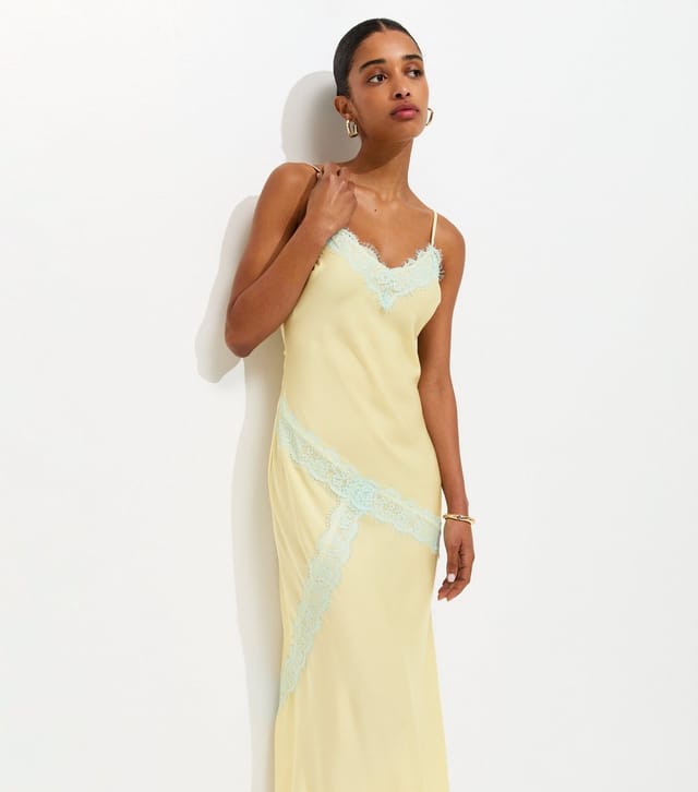 New Look Women's Yellow Contrast Lace Midi Dress New Look - 2