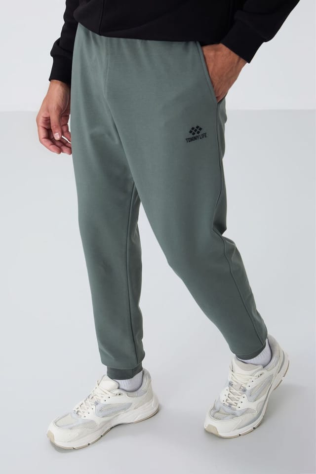 Tommy Life Tommy Life Men's Solid Fleece Sweatpants in Green - 3