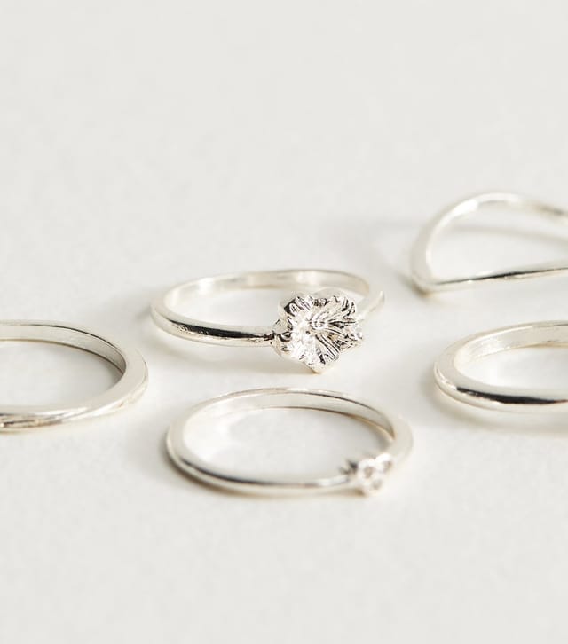 New Look Pack of 5 Silver Tone Sleek Stacking Rings New Look - 2