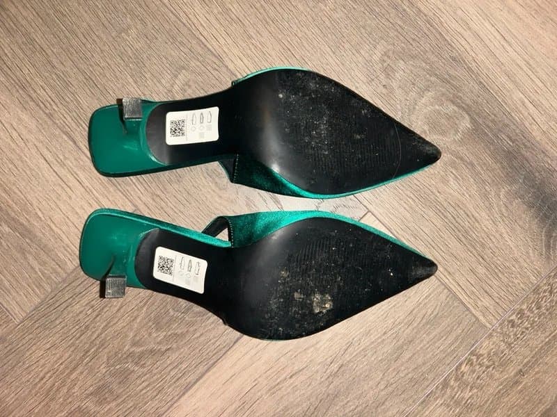 ASOS Design ASOS Design Green Velvet Heels