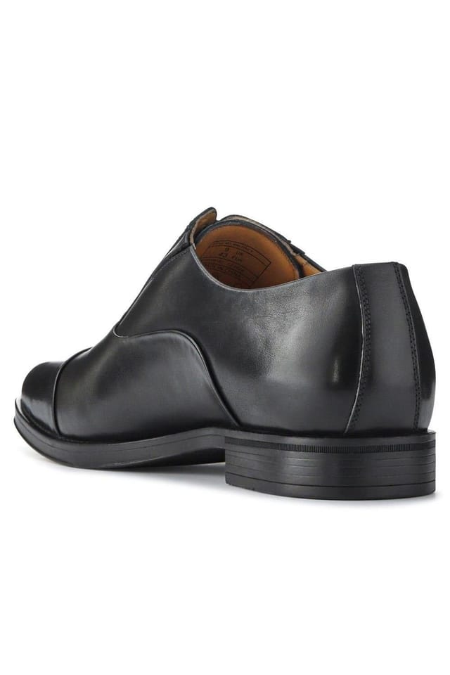 Jones Bootmaker Jones Bootmaker Men's Maloney Wide Fit Smart Leather Oxfords in Black - 3