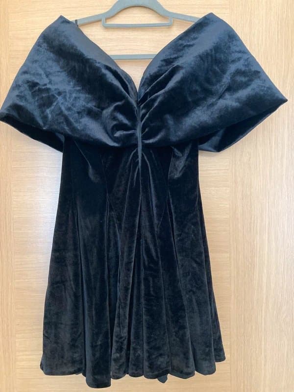 PrettyLittleThing Velvet culotte dress/playsuit