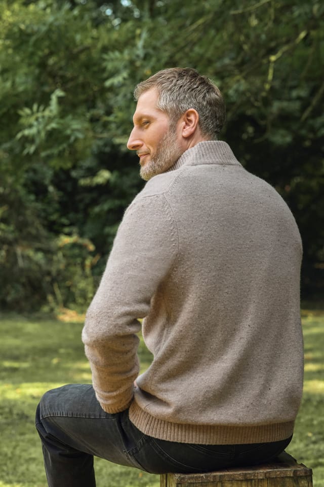 WoolOvers WoolOvers Men's Mens Lambswool Zip Neck Jumper in Camel - 3