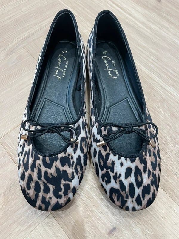 New Look Leopard print ballerina shoes