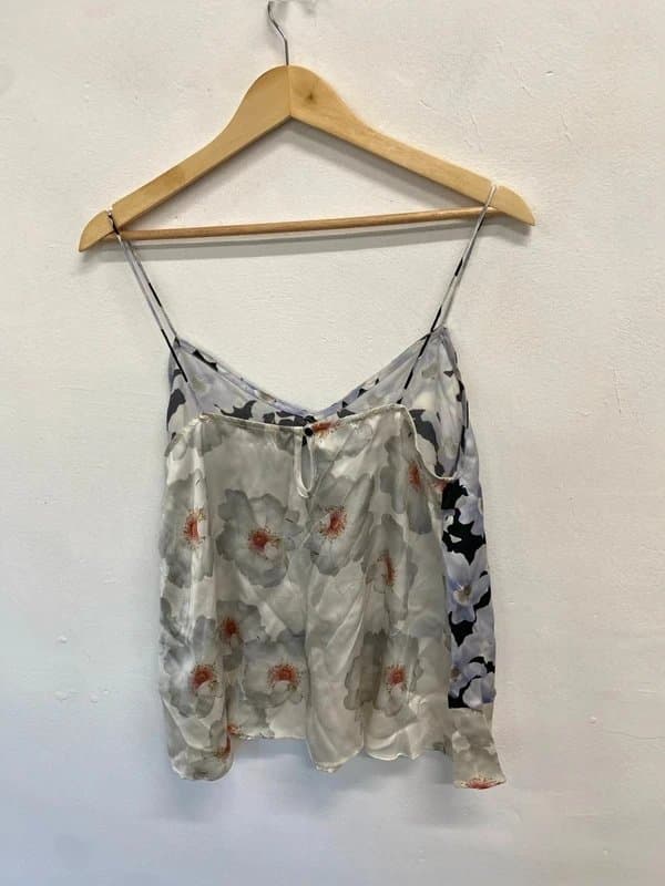 Topshop Gorgeous Topshop satin look floral cami Uk12 GM413