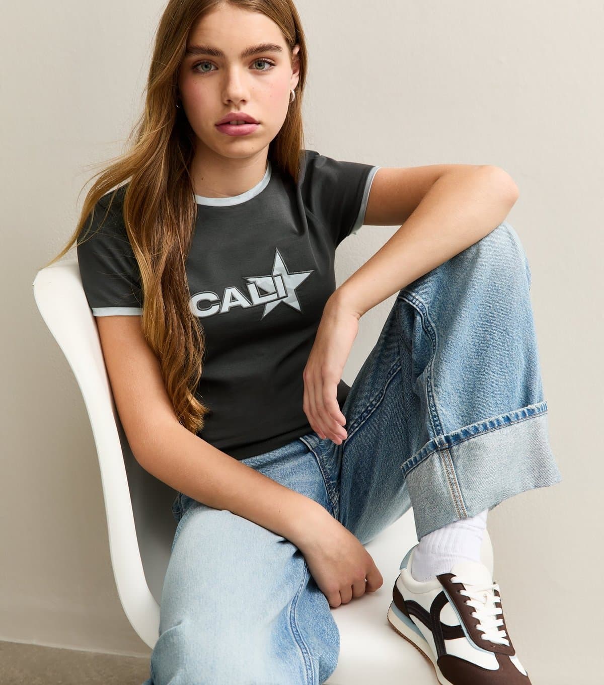 New Look Girls' Dark Frey Cali Camouflage Star Appliqué Ringer T-Shirt New Look