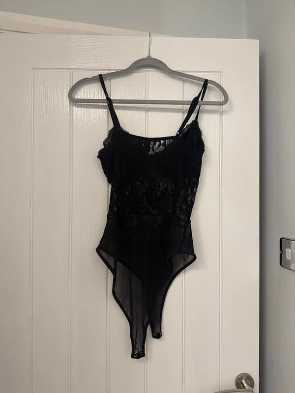 New Look Lace bodysuit