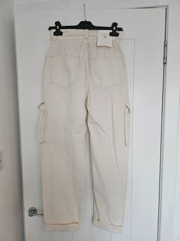 Bershka Womens Bershka Cream Cargo Trousers