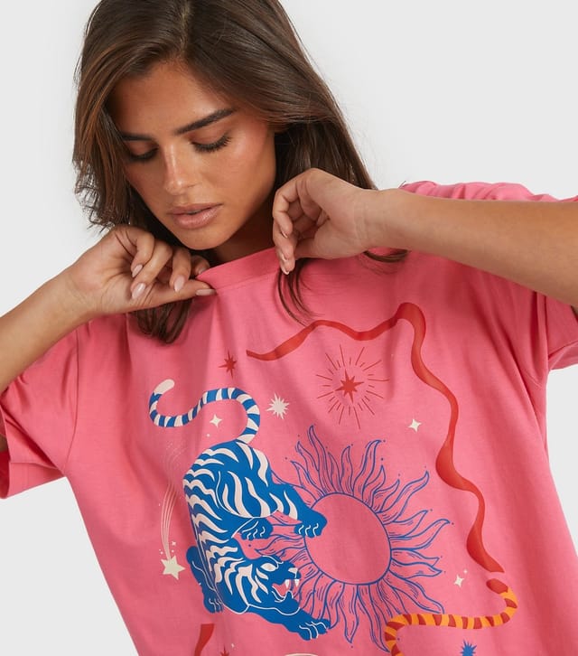 Skinnydip Women's Dark Pink Lucky Tiger T-Shirt Skinnydip New Look - 3