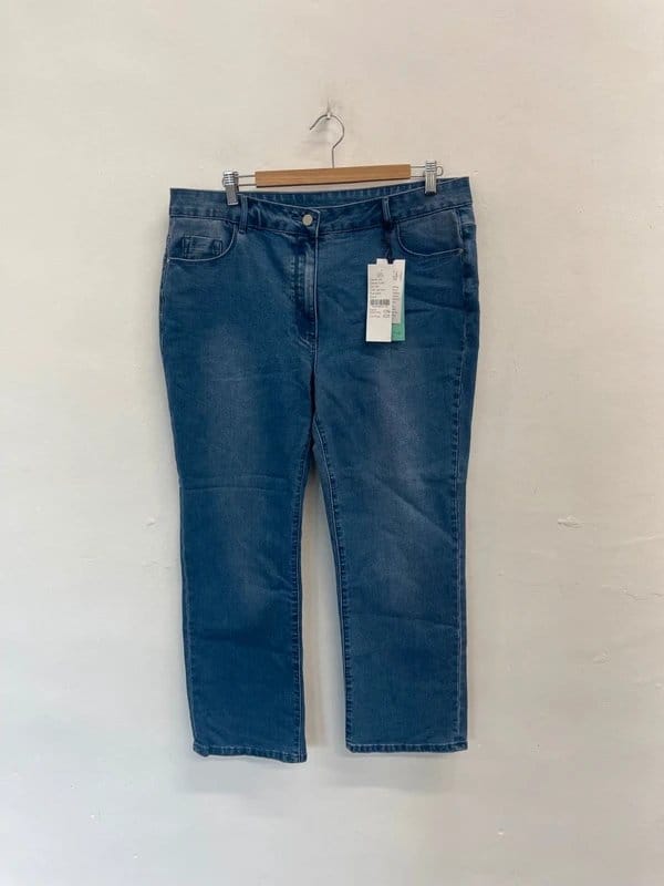 Dash Blue Petite Straight-Cut Jeans UK18