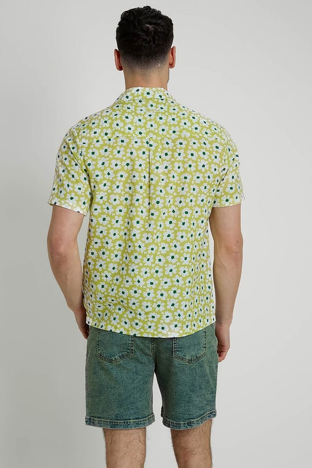 Native Youth Native Youth Men's Cotton Flex Daisy Printed Short Sleeve Shirt in Lime - 2
