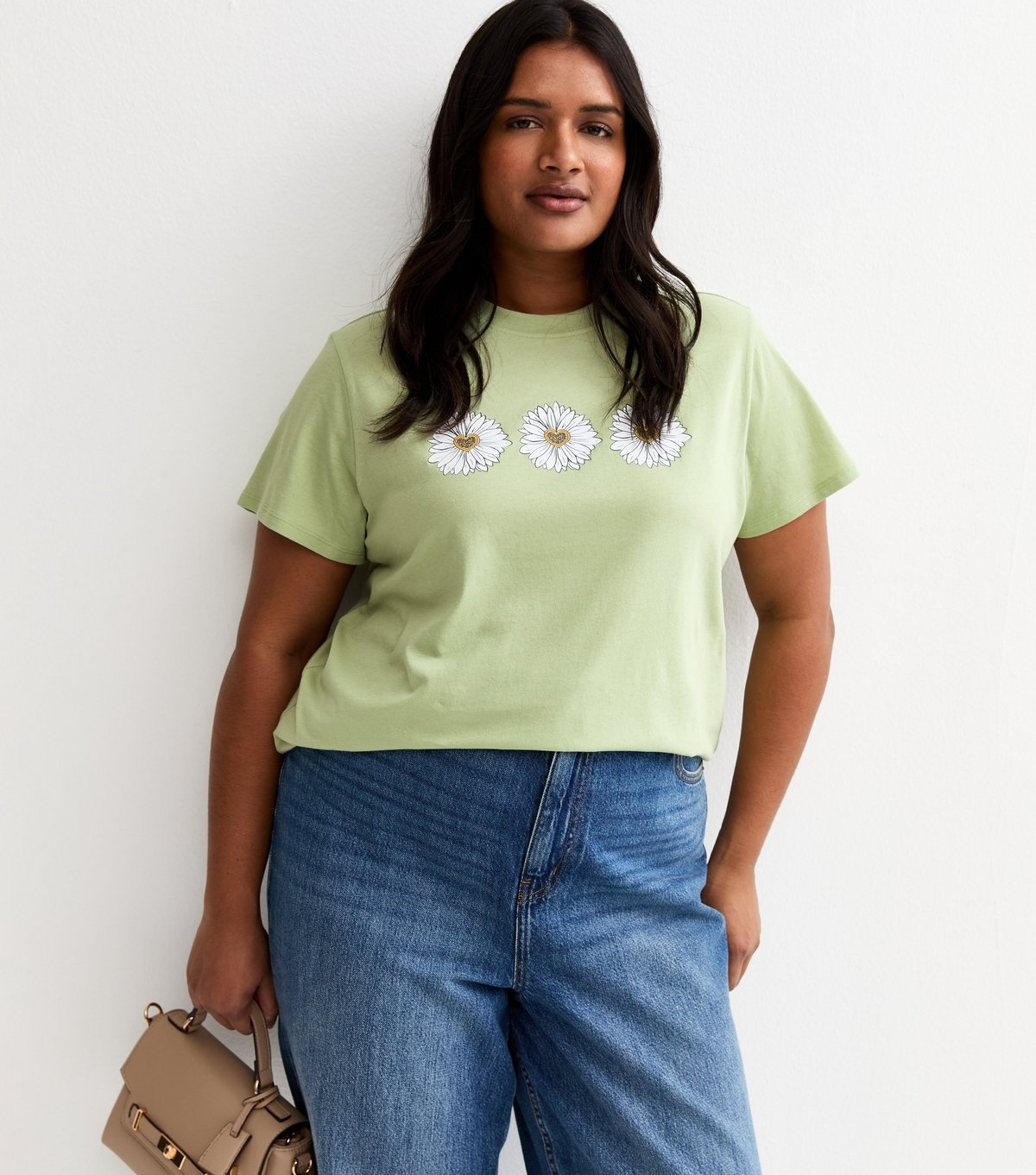 New Look Women's Plus Size Light Green Cotton Daisy T-Shirt Curves New Look - 2