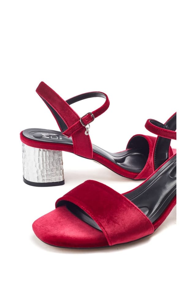 Moda In Pelle Moda In Pelle Women's 'Nareena' Velvet Heeled Sandals in Red - 3