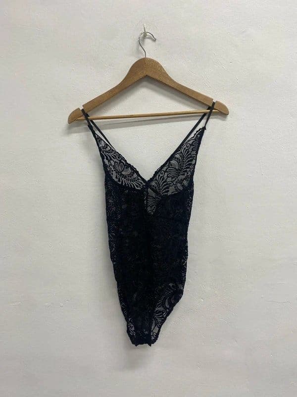 New Look Fabulous New Look black lace bodysuit UkS (8-10) JA001