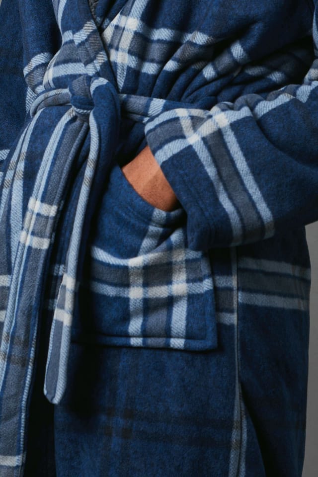 Maine Maine Men's Navy Check Bonded Fleece Lined Dressing Gown - 2