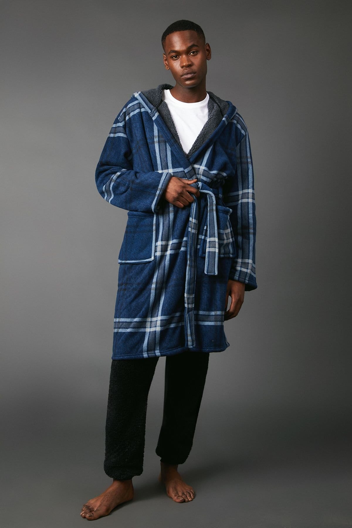 Maine Maine Men's Navy Check Bonded Fleece Lined Dressing Gown - 4