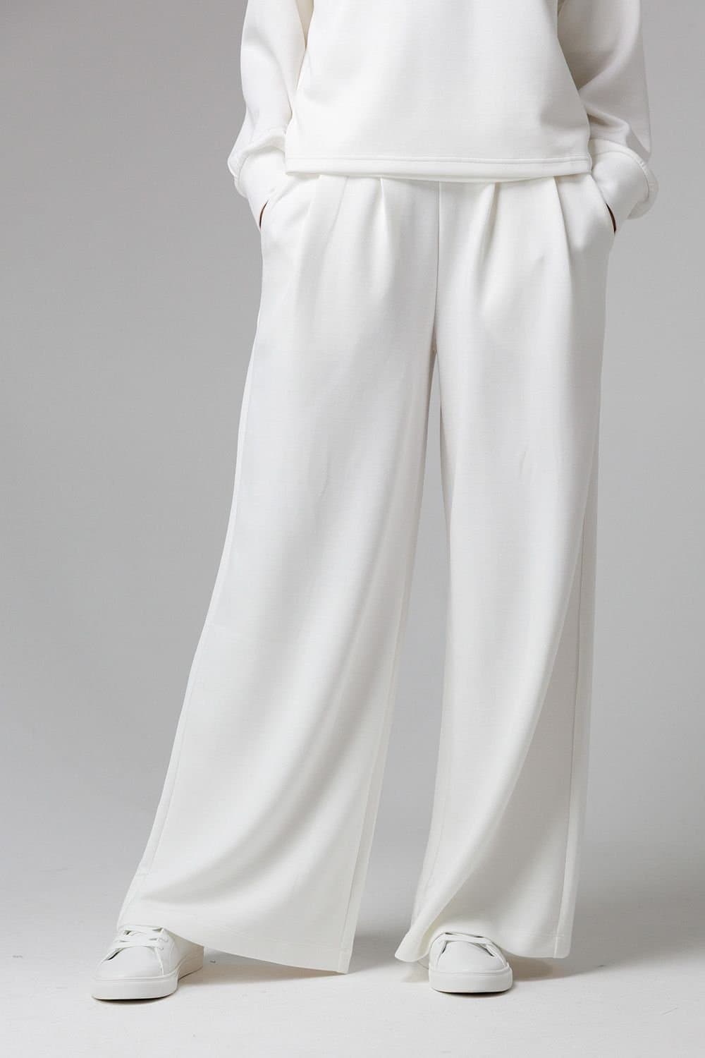 French Connection French Connection Women's Luxe Wide Leg Draped Trouser in Off-White