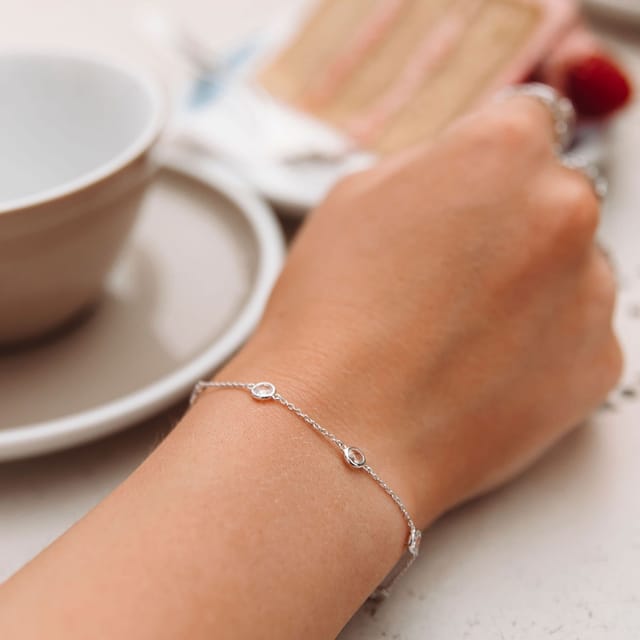 Hot Diamonds Hot Diamonds Women's Tender White Topaz Intermittent Bracelet in Silver - 2