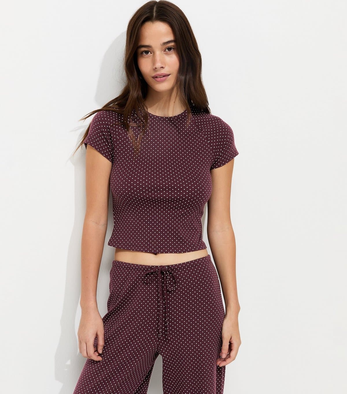New Look Women's Burgundy Polka Dot Baby Tee T-Shirt New Look