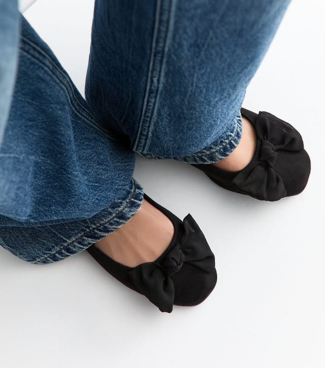 New Look Women's Wide Fit Black Faux Suede Bow Ballet Flats Vegan New Look - 2