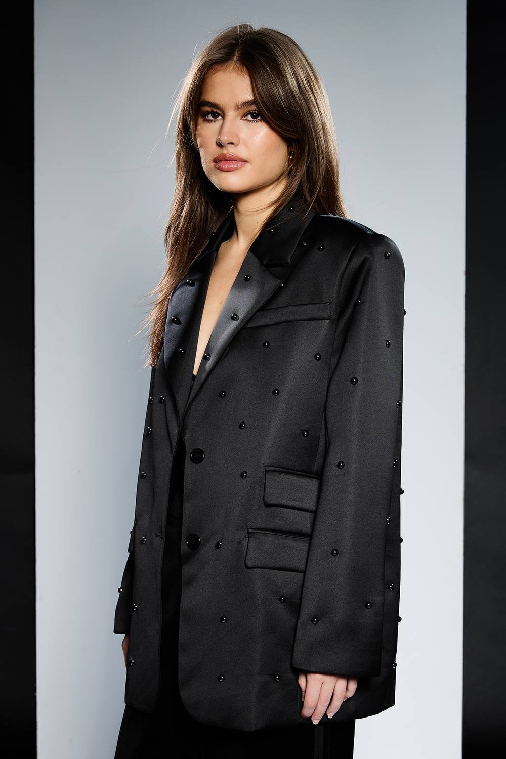 RUNWAY 1.8.1.8 RUNWAY 1.8.1.8 Women's Stud Detail Single Breasted Blazer in Black - 2