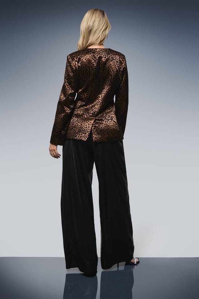 Dorothy Perkins Dorothy Perkins Women's Leopard Print V Neck Blazer in Taupe - 3