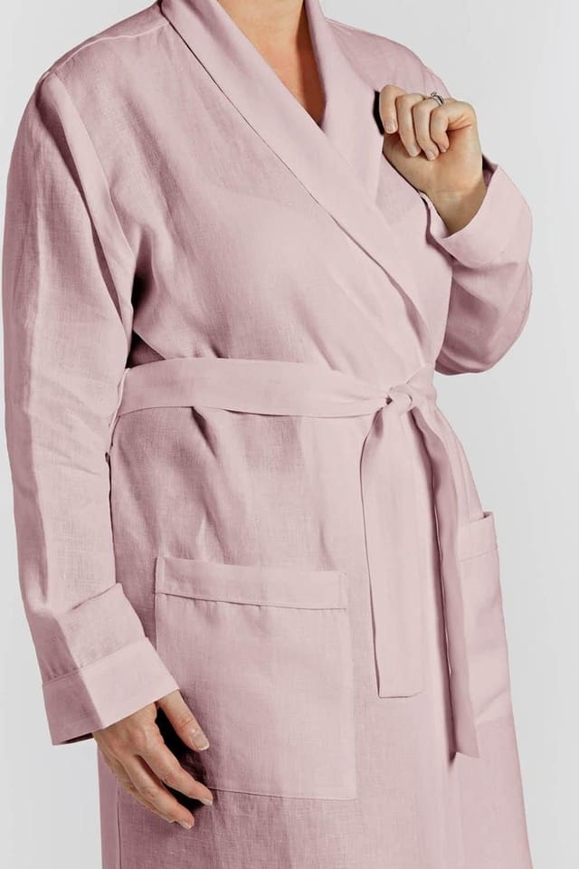 Lazy Linen Lazy Linen Women's 'Pure Washed Linen' Bathrobe in Pink - 2