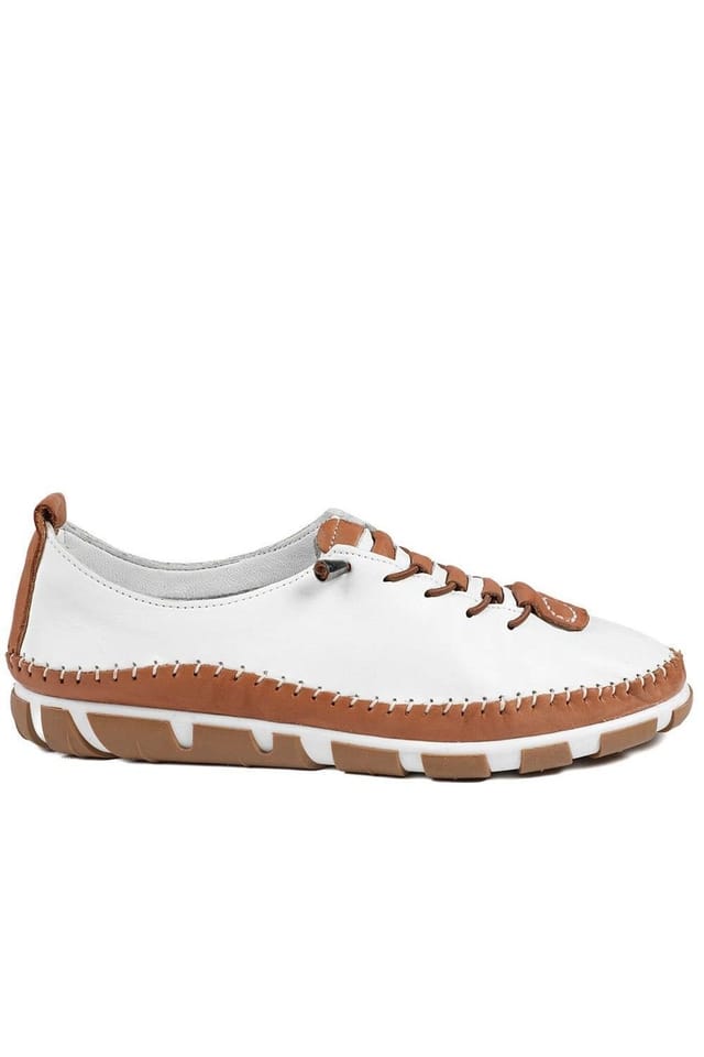 Pavers Pavers Women's All Leather Lace Up Stitch Detail Shoes in White - 2