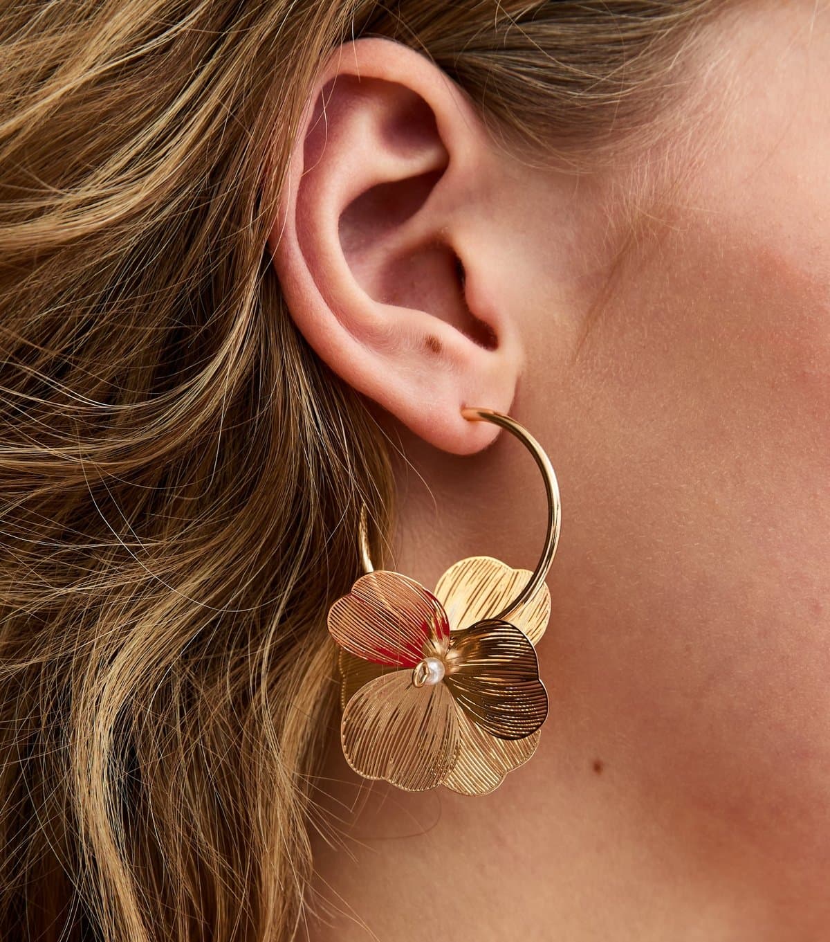 New Look New Look Gold Tone Sketch Flower Hoop Earrings