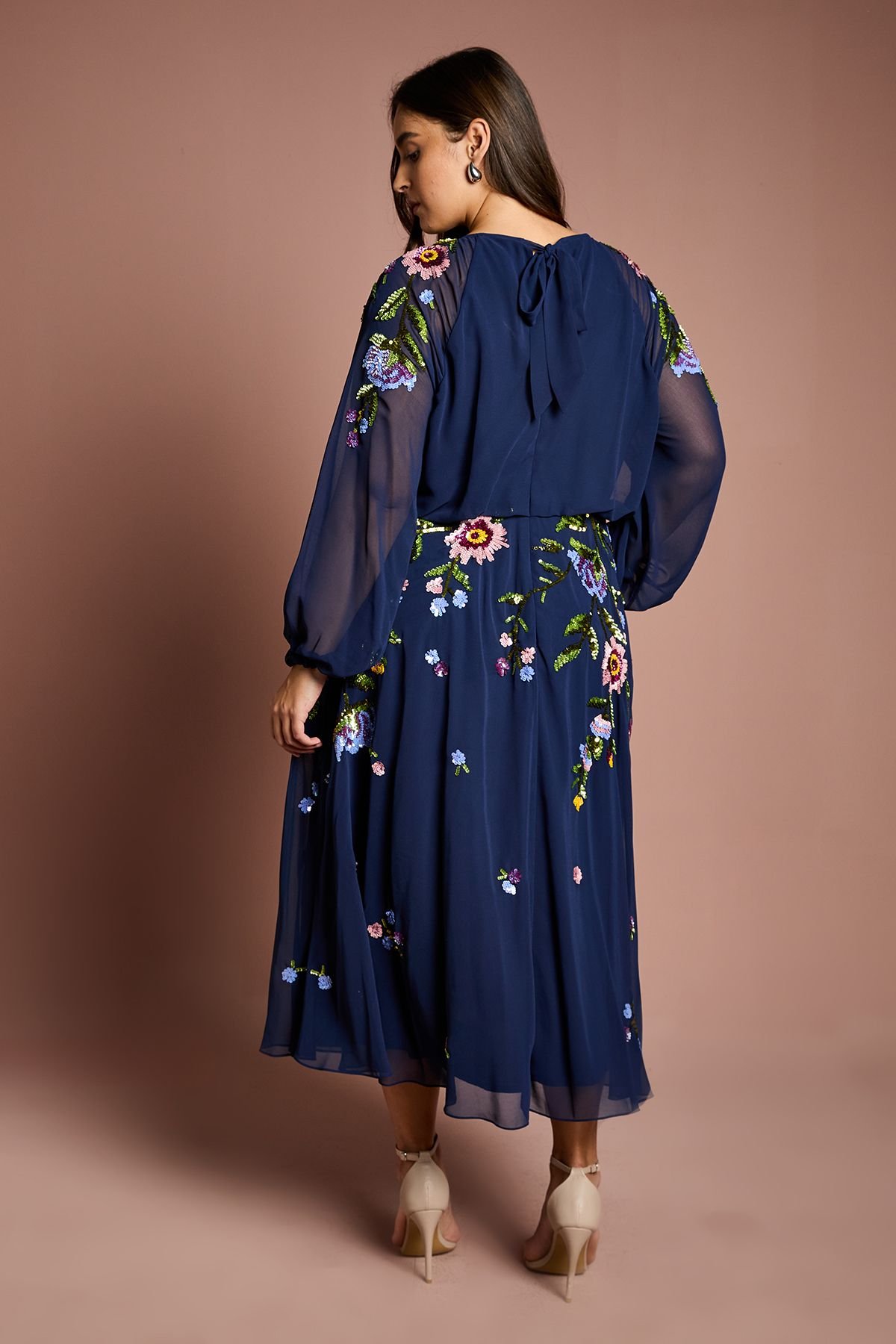 Coast Coast Women's Plus Size Long Sleeve Floral Embellished Sequin Midi Dress in Navy - 3